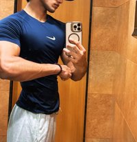 Male Escort for Females and Couples - Acompañantes masculino in Kolkata