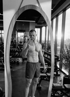 Male Escort for Females & Couples 🇩🇪 - Male escort in Bangkok Photo 9 of 9