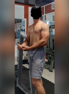 Male Escort for ladies & couples - Male escort in Colombo Photo 5 of 6