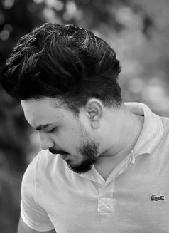 Blissful Hands Professional Massage, mas - Male escort in Colombo Photo 1 of 4