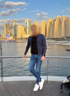 Male Escort in Dubai - Acompañantes masculino in Dubai Photo 2 of 8