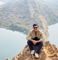 Male Escort || Ahmedabad - Acompañantes masculino in Ahmedabad