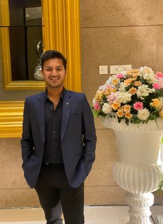 Male Escort || Ahmedabad - Acompañantes masculino in Ahmedabad Photo 2 of 4