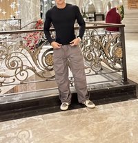Male Escort Only for Females - Acompañantes masculino in Kolkata