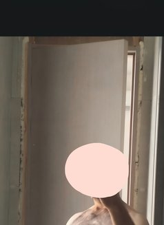 Male Escort (Outcall Service) مساج - Male escort in Muscat Photo 14 of 14