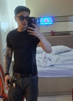 Male Escort Pampanga - Male escort in Angeles City Photo 1 of 5