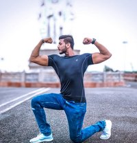 male-massage-only women - Acompañantes masculino in Dubai
