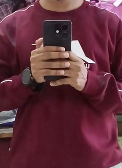 Male Escort Vip - Male escort in Al Manama Photo 3 of 3