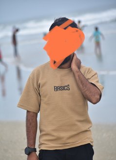 Nice gay VIPمرافق ذكر من كبار الشخصي - Male escort in Al Manama Photo 6 of 17