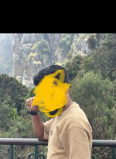 Nice gay VIPمرافق ذكر من كبار الشخصي - Male escort in Al Manama Photo 8 of 17