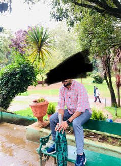 Nice gay VIPمرافق ذكر من كبار الشخصي - Male escort in Al Manama Photo 11 of 17