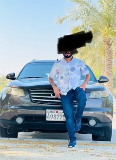 Nice gay VIPمرافق ذكر من كبار الشخصي - Male escort in Al Manama Photo 15 of 17