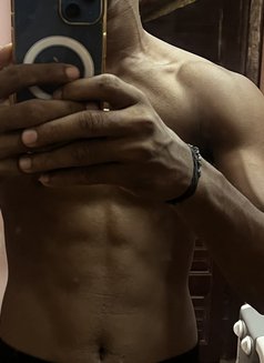 Male Escorts and Sexyyyy - Male escort in Dubai Photo 1 of 1