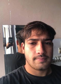 Male Escorts Service in Greater Noida - Male escort in Greater Noida Photo 3 of 4