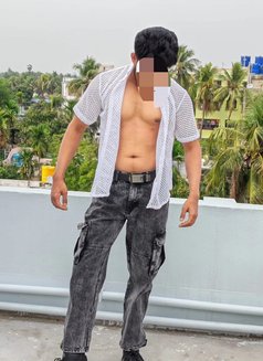 Male Escrot for Females and Couples - Male escort in Kolkata Photo 4 of 6