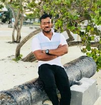 Male - Acompañantes masculino in Hyderabad