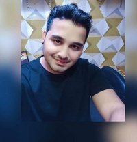 Male - masseur in Dubai
