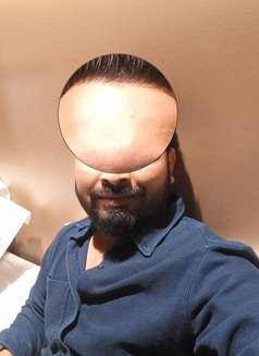 Aryan - Male escort in New Delhi Photo 2 of 12