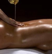 male-massage-only women - Acompañantes masculino in Dubai