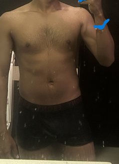 Male Massage Therapist / Escort Colombo - Male escort in Colombo Photo 2 of 2