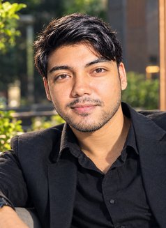 Male Scott - Acompañantes masculino in Dhaka Photo 1 of 1