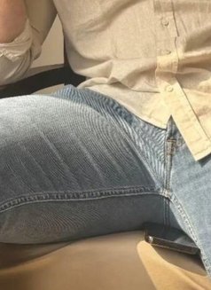 Male Seeking Male for Pain Relief - Male companion in Chennai Photo 2 of 2