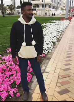 Male Therapist 1 - masseur in Muscat Photo 1 of 5