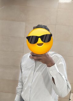 Male Therapist Bangalore - masseur in Bangalore Photo 1 of 2