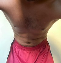 Male Therapist in Colombo and Sub - Acompañantes masculino in Colombo