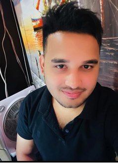 Male Therapist - masseur in Dubai Photo 4 of 4