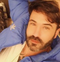 Master Straight Serious In short, a one- - Male escort in Beirut