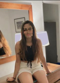 Maleesha - escort in Colombo Photo 2 of 2
