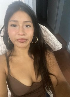 Malie - masseuse in Barcelona Photo 2 of 5