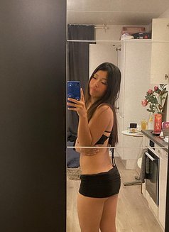Malie - masseuse in Barcelona Photo 5 of 5