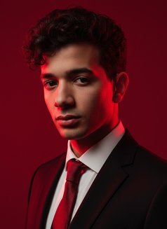 Maliik Top - Male escort agency in Cairo Photo 1 of 1