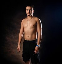 Malik - Male escort in Abu Dhabi