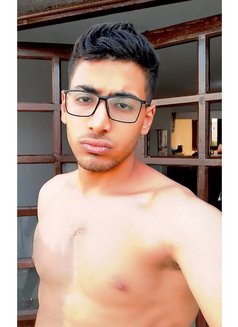 Malik - Male escort in Cairo Photo 5 of 5