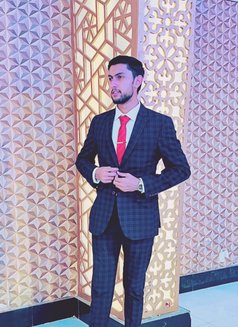 Malik Saim - Male escort in Lahore Photo 1 of 6
