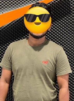 Malik - Male adult performer in Colombo Photo 3 of 3