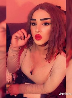 Malika Dallou3a - Transsexual escort in Beirut Photo 3 of 12