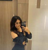 Malika - puta in Jakarta