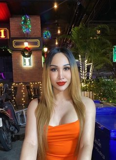 Malika - Transsexual escort in Bangkok Photo 8 of 10