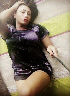 Malika - Acompañantes transexual in Cairo Photo 1 of 9
