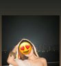 I am North East Girl Independent Girl - puta in New Delhi Photo 1 of 8