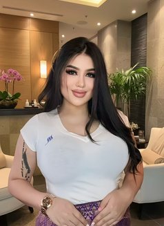 Malika Thailand - puta in Riyadh Photo 1 of 4