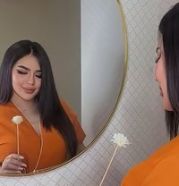 Professional with massage table - escort in Riyadh Photo 1 of 5