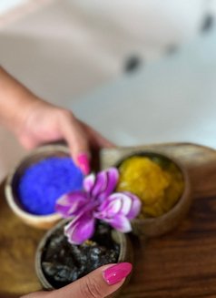 Malika Thai Professional Massage - puta in Riyadh Photo 4 of 5