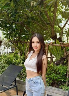 Malin KL - puta in Phuket Photo 10 of 11