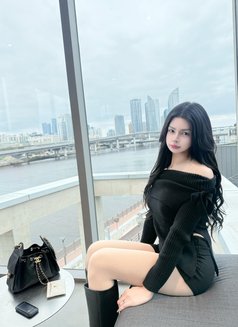 Malin - escort in Tokyo Photo 11 of 13