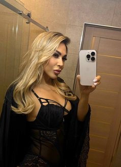 Malina 5141 - escort in Singapore Photo 6 of 7